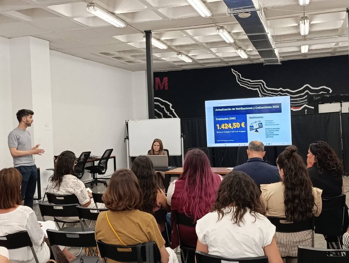 Utrece interviene en el Encuentro Savia Nueva en Sevilla con diapositiva sobre retribuciones y cotizaciones 2026
